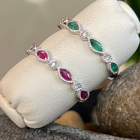 14k gold and diamond stacking rings - Picture 2 of 6